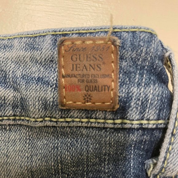 Vintage Guess Jeans Womens Low Rise Dark Wash Bootcut Size 28 90s y2k 2000s - Picture 3 of 4